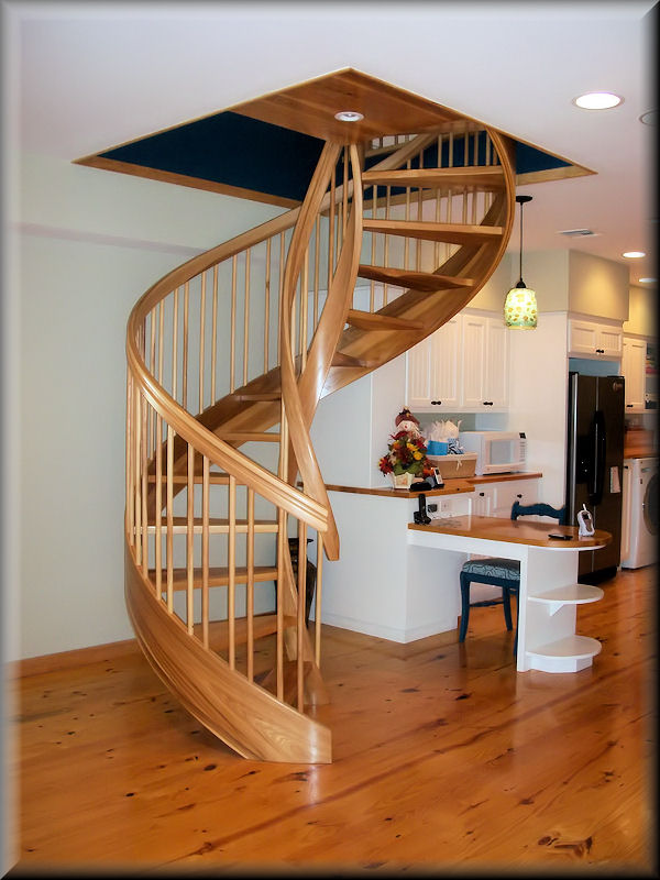 scările din lemn