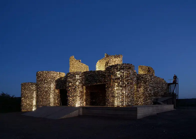 Un bâtiment soviétique ramené à la vie