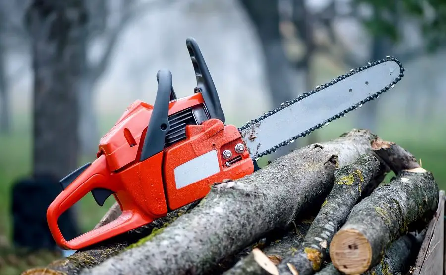 chainsaw