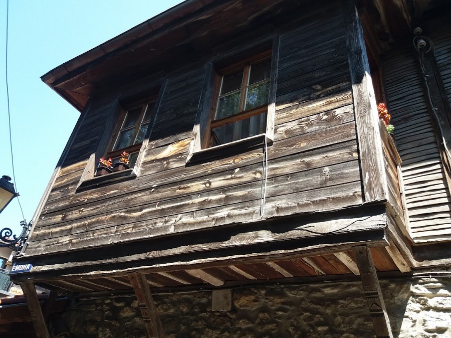 case vechi din lemn
