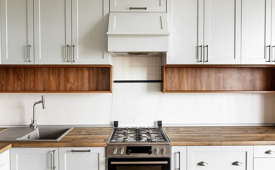 materials for protecting wooden kitchen worktop