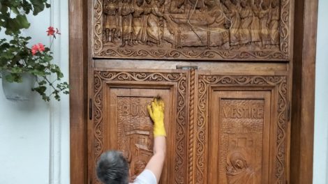 repintado de puertas de madera con laca al aceite precoloreada Kreidezeit